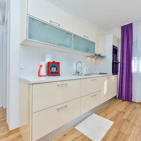 Appartement Kneza Branimira *